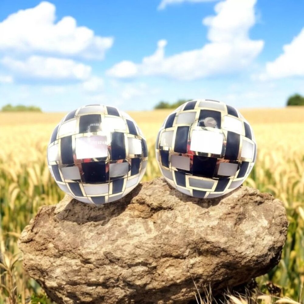 Tiffany & Co Cummings 18k Gold Mother of Pearl Black Jade Checkerboard Earrings - Picture 2 of 11